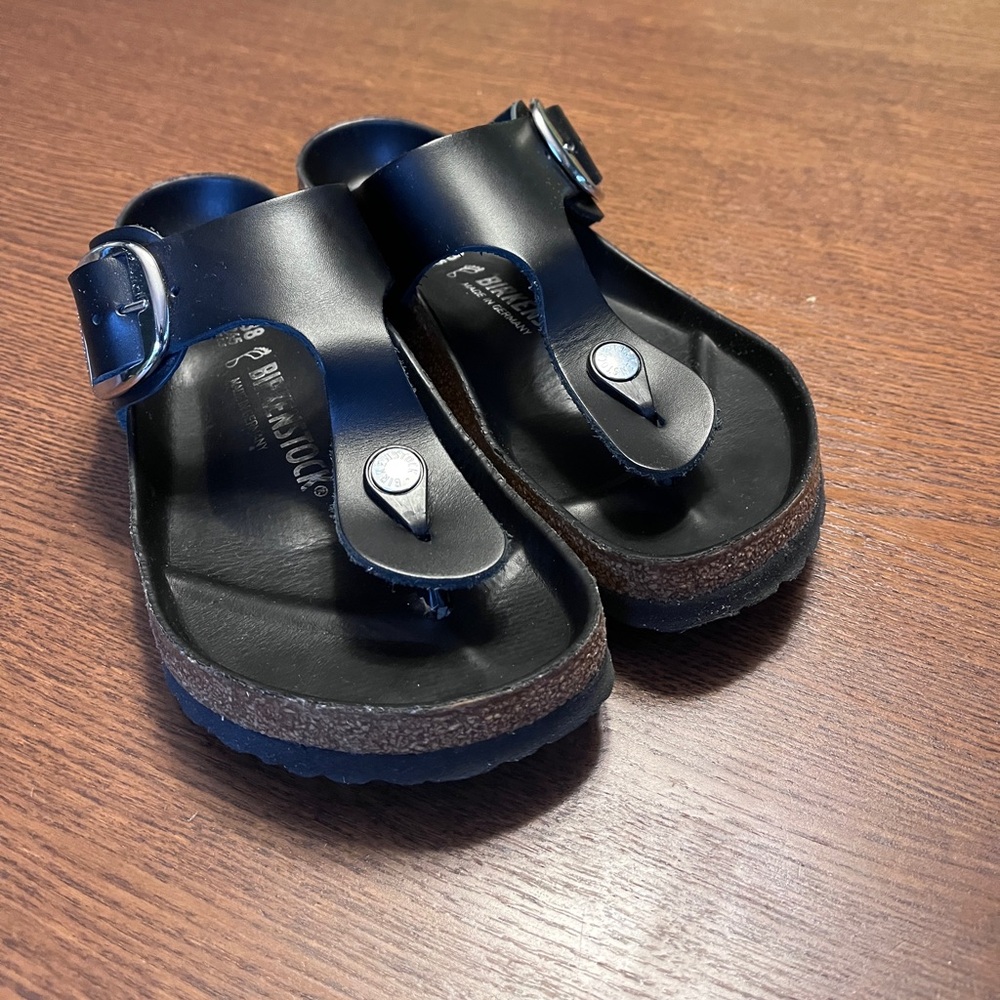 Birkenstock Gizeh Big Buckle Sandals